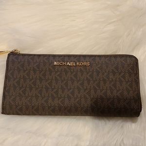 Michael Kors Wallet Large Size